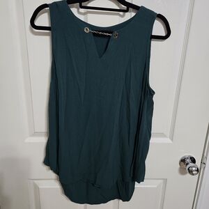 Torrid chain detail top